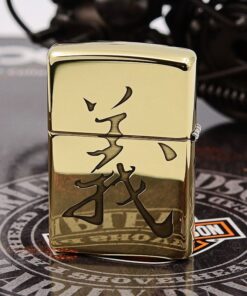 bật lửa zippo họa tiết màu vàng