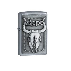 Zippo với hình ảnh đầu con trâu mạnh mẽ đặc biệt