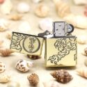 bật lửa zippo họa tiết màu vàng