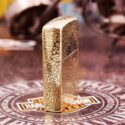 bật lửa zippo họa tiết màu vàng