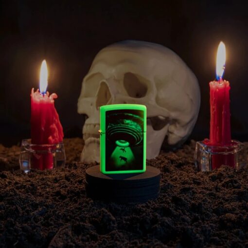 Zippo UFO Design Glow In The Dark - 49838 - Hình ảnh 7