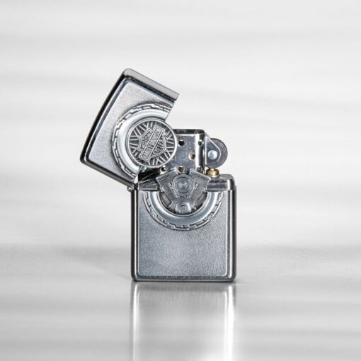 Zippo Harley-Davidson Engine Surprise Emblem Street Chrome - 49175 - Hình ảnh 7