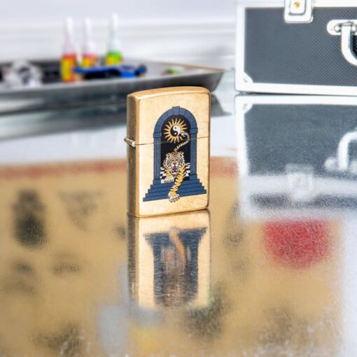 Zippo Tiger Tattoo Design Tumbled Brass - 48613 - Hình ảnh 7