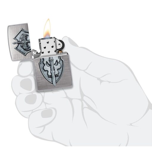 Zippo Medieval Skull Crest Linen Weave - 48372 - Hình ảnh 5