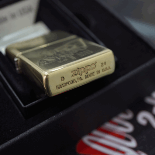 Zippo Kỷ niệm 80 năm Quốc khánh Việt Nam - 254B-A80 - Hình ảnh 8