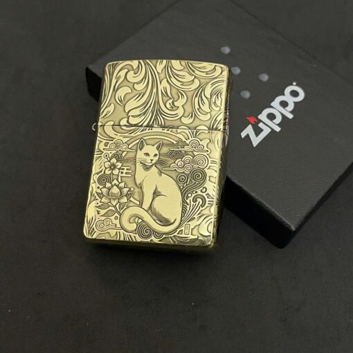 Zippo Brass 12 con giáp năm Mão - Mèo