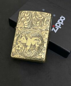 Zippo Brass 12 con giáp năm Hợi – Lợn