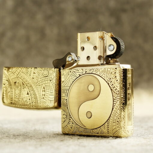 Zippo Armor Brass Yin Yang - BRC70 - Hình ảnh 3